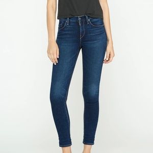 Hudson midrise nico super skinny ankle size 28